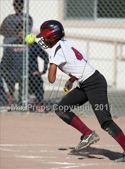 Thumbnail 1 in Beyer @ Modesto photogallery.
