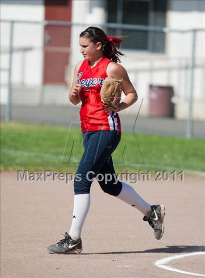 Thumbnail 1 in Beyer @ Modesto photogallery.