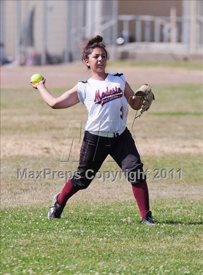 Thumbnail 1 in Beyer @ Modesto photogallery.