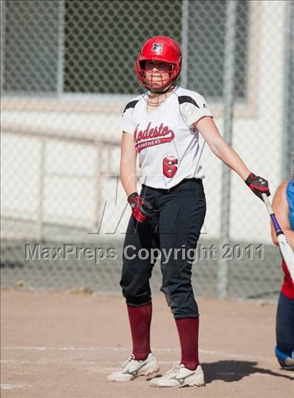 Thumbnail 3 in Beyer @ Modesto photogallery.