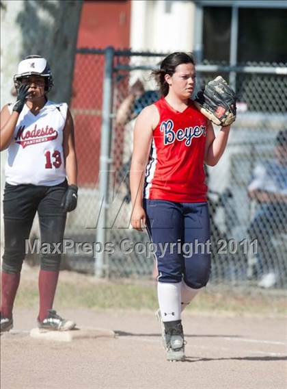 Thumbnail 3 in Beyer @ Modesto photogallery.
