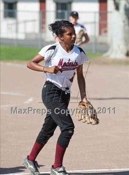 Thumbnail 3 in Beyer @ Modesto photogallery.