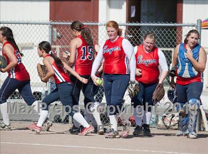 Thumbnail 2 in Beyer @ Modesto photogallery.