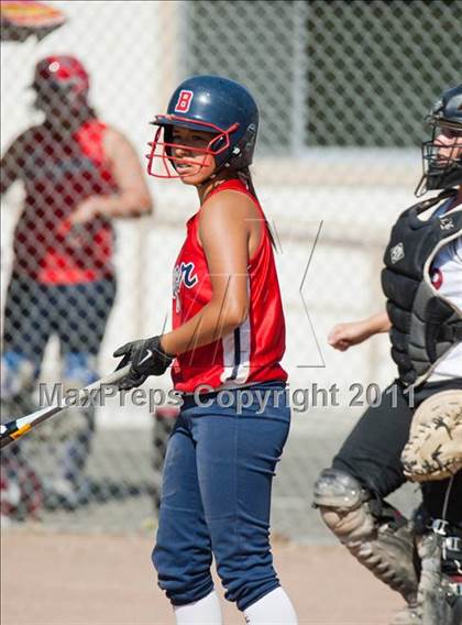 Thumbnail 1 in Beyer @ Modesto photogallery.