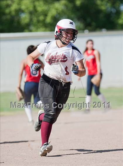 Thumbnail 2 in Beyer @ Modesto photogallery.