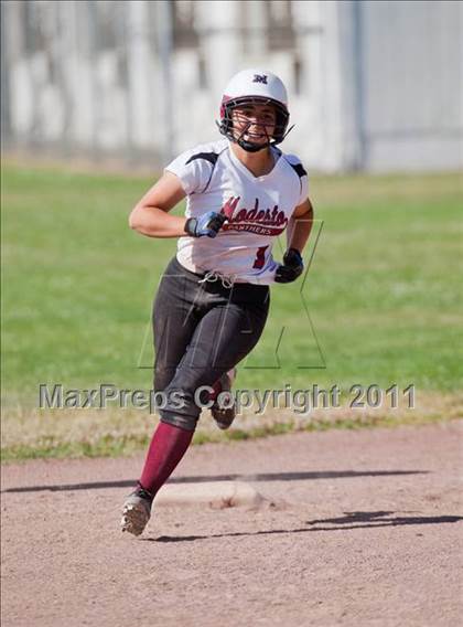 Thumbnail 2 in Beyer @ Modesto photogallery.