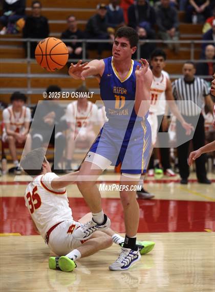 Thumbnail 1 in Ripon Christian @ Berkeley (CIF State D4 First Round) photogallery.