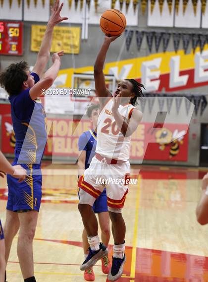 Thumbnail 3 in Ripon Christian @ Berkeley (CIF State D4 First Round) photogallery.