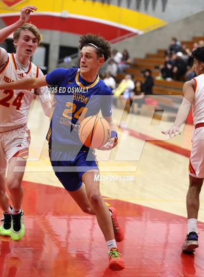 Thumbnail 3 in Ripon Christian @ Berkeley (CIF State D4 First Round) photogallery.