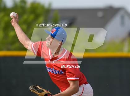 Thumbnail 3 in Hillsboro vs. Highlands Ranch (Coach Bob National Invitational) photogallery.