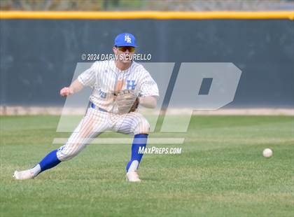 Thumbnail 3 in Hillsboro vs. Highlands Ranch (Coach Bob National Invitational) photogallery.