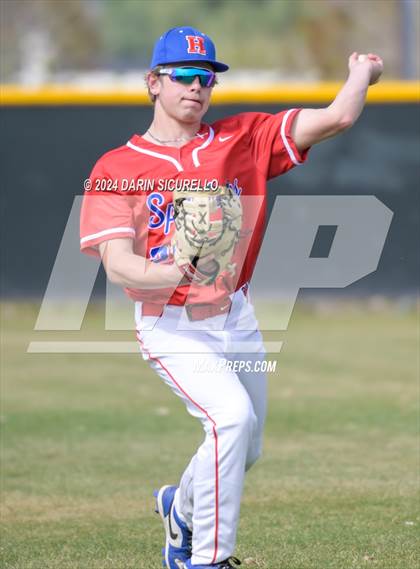 Thumbnail 2 in Hillsboro vs. Highlands Ranch (Coach Bob National Invitational) photogallery.
