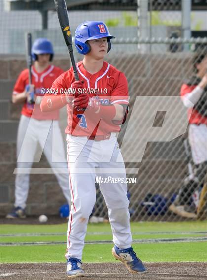 Thumbnail 2 in Hillsboro vs. Highlands Ranch (Coach Bob National Invitational) photogallery.