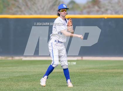 Thumbnail 2 in Hillsboro vs. Highlands Ranch (Coach Bob National Invitational) photogallery.