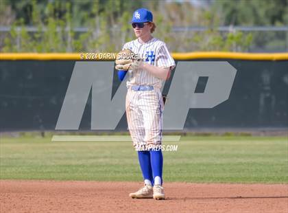 Thumbnail 3 in Hillsboro vs. Highlands Ranch (Coach Bob National Invitational) photogallery.