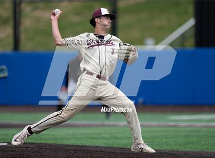 Thumbnail 3 in Windsor vs. Golden (CHSAA 4A Semifinal) photogallery.