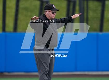 Thumbnail 2 in Windsor vs. Golden (CHSAA 4A Semifinal) photogallery.