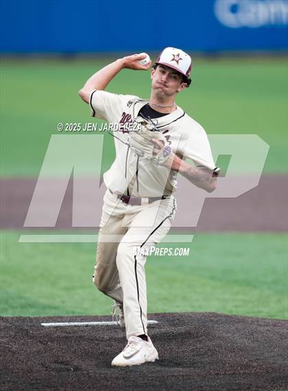Thumbnail 3 in Windsor vs. Golden (CHSAA 4A Semifinal) photogallery.