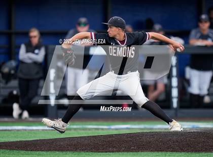 Thumbnail 3 in Windsor vs. Golden (CHSAA 4A Semifinal) photogallery.