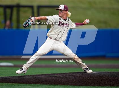 Thumbnail 1 in Windsor vs. Golden (CHSAA 4A Semifinal) photogallery.