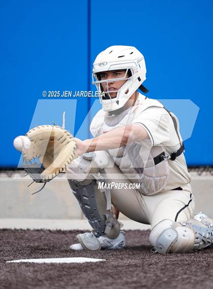 Thumbnail 1 in Windsor vs. Golden (CHSAA 4A Semifinal) photogallery.