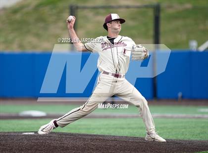 Thumbnail 2 in Windsor vs. Golden (CHSAA 4A Semifinal) photogallery.