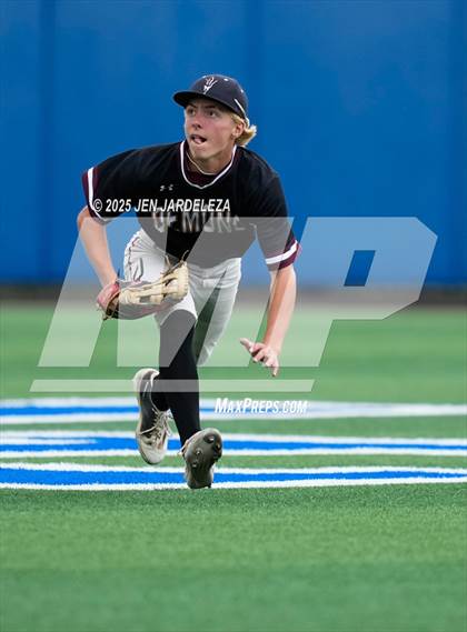 Thumbnail 3 in Windsor vs. Golden (CHSAA 4A Semifinal) photogallery.