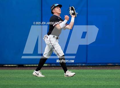 Thumbnail 2 in Windsor vs. Golden (CHSAA 4A Semifinal) photogallery.