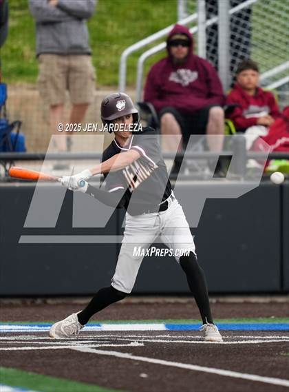 Thumbnail 2 in Windsor vs. Golden (CHSAA 4A Semifinal) photogallery.