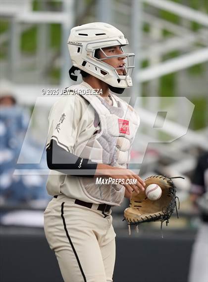 Thumbnail 1 in Windsor vs. Golden (CHSAA 4A Semifinal) photogallery.