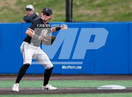 Thumbnail 3 in Windsor vs. Golden (CHSAA 4A Semifinal) photogallery.