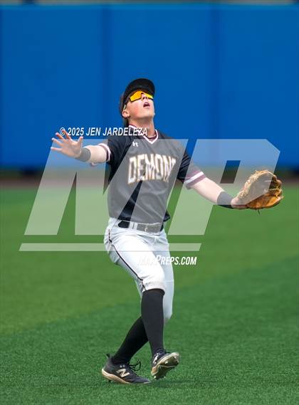 Thumbnail 1 in Windsor vs. Golden (CHSAA 4A Semifinal) photogallery.
