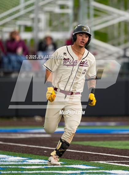 Thumbnail 2 in Windsor vs. Golden (CHSAA 4A Semifinal) photogallery.
