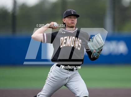 Thumbnail 3 in Windsor vs. Golden (CHSAA 4A Semifinal) photogallery.