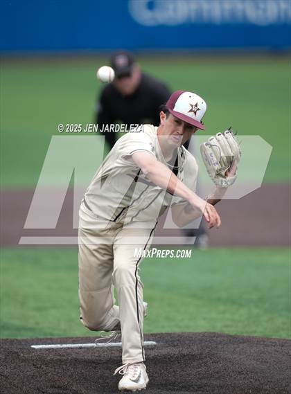Thumbnail 1 in Windsor vs. Golden (CHSAA 4A Semifinal) photogallery.