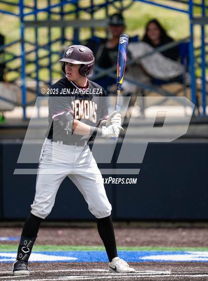 Thumbnail 3 in Windsor vs. Golden (CHSAA 4A Semifinal) photogallery.
