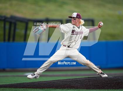 Thumbnail 1 in Windsor vs. Golden (CHSAA 4A Semifinal) photogallery.