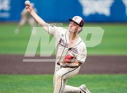 Thumbnail 1 in Windsor vs. Golden (CHSAA 4A Semifinal) photogallery.