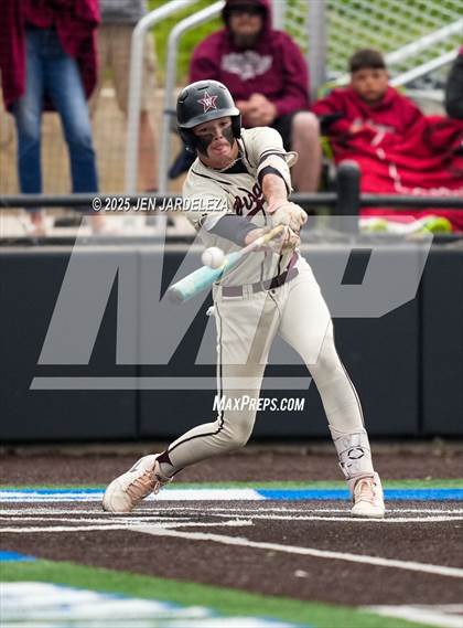 Thumbnail 3 in Windsor vs. Golden (CHSAA 4A Semifinal) photogallery.