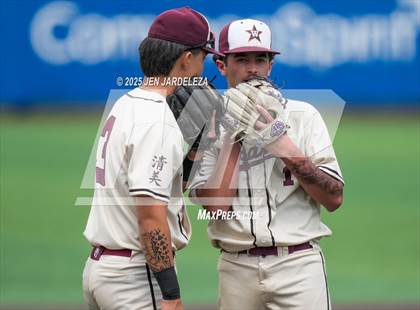 Thumbnail 2 in Windsor vs. Golden (CHSAA 4A Semifinal) photogallery.