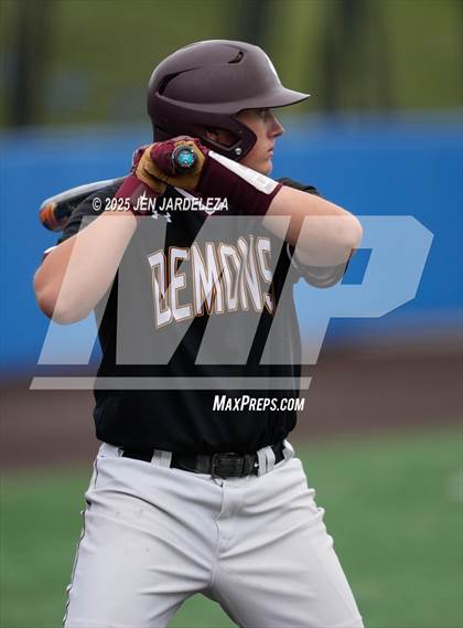Thumbnail 2 in Windsor vs. Golden (CHSAA 4A Semifinal) photogallery.