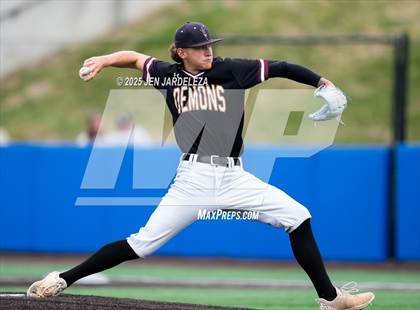 Thumbnail 3 in Windsor vs. Golden (CHSAA 4A Semifinal) photogallery.