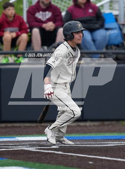 Thumbnail 1 in Windsor vs. Golden (CHSAA 4A Semifinal) photogallery.