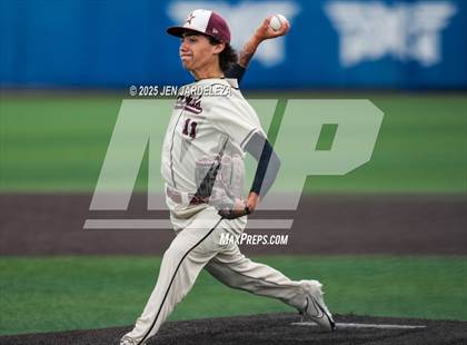 Thumbnail 2 in Windsor vs. Golden (CHSAA 4A Semifinal) photogallery.