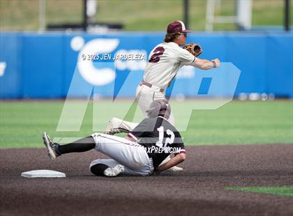 Thumbnail 3 in Windsor vs. Golden (CHSAA 4A Semifinal) photogallery.