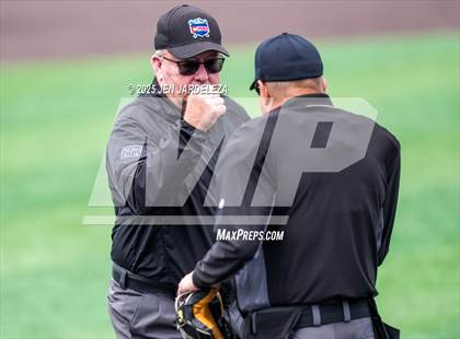 Thumbnail 2 in Windsor vs. Golden (CHSAA 4A Semifinal) photogallery.