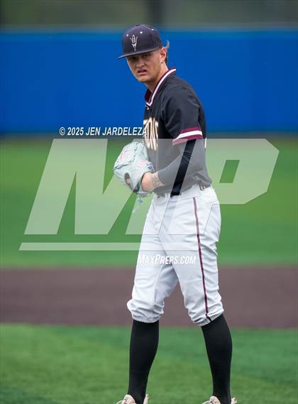 Thumbnail 1 in Windsor vs. Golden (CHSAA 4A Semifinal) photogallery.