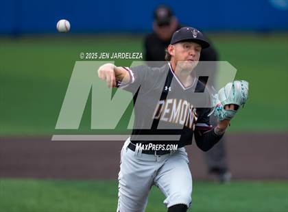 Thumbnail 1 in Windsor vs. Golden (CHSAA 4A Semifinal) photogallery.