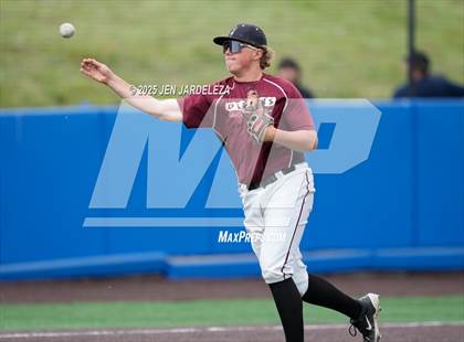 Thumbnail 1 in Windsor vs. Golden (CHSAA 4A Semifinal) photogallery.