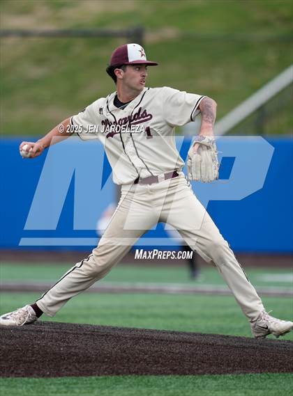 Thumbnail 2 in Windsor vs. Golden (CHSAA 4A Semifinal) photogallery.